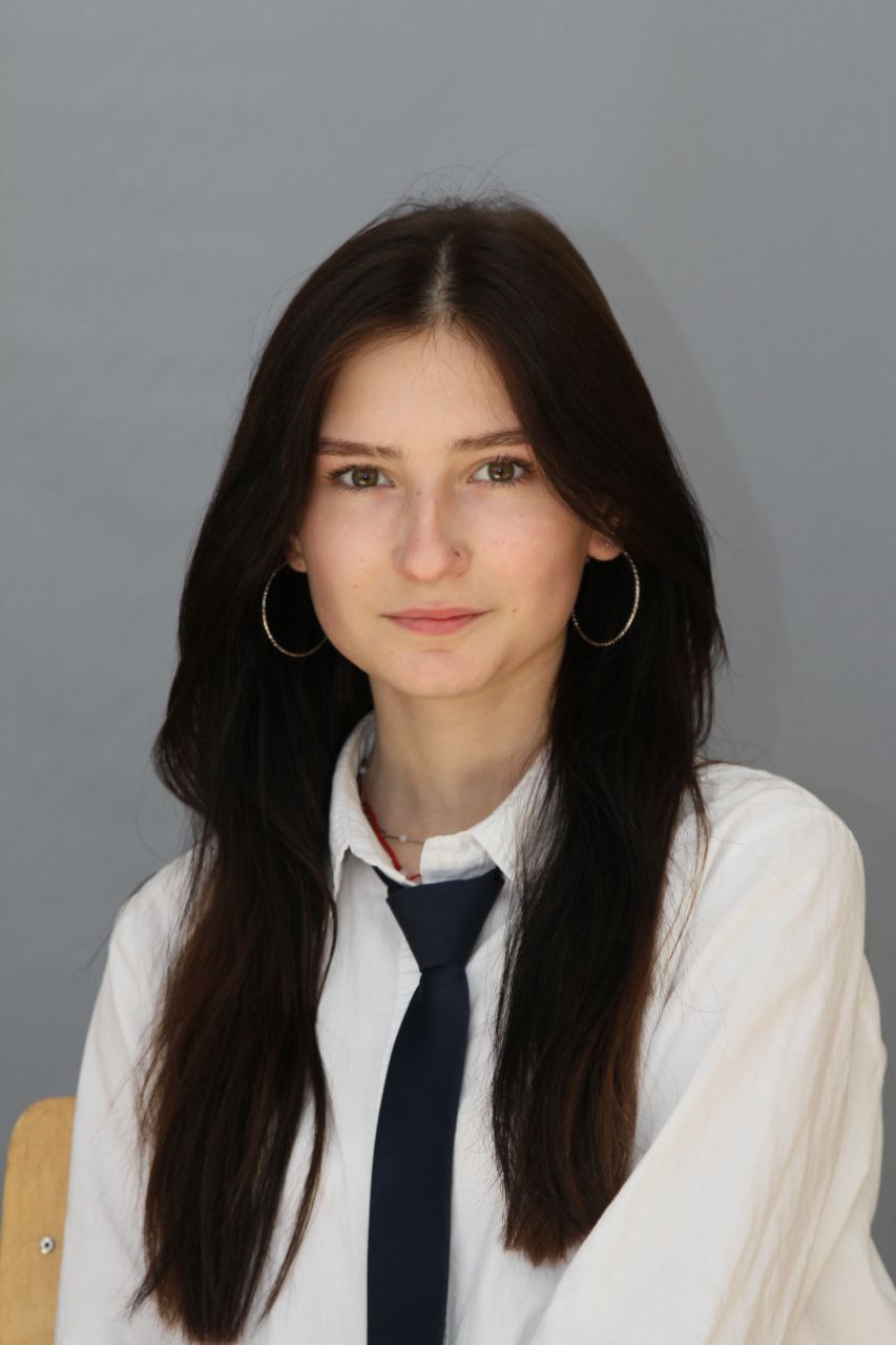 Лаврович Ольга Евгеньевна.